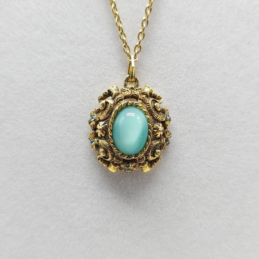 1971 Sarah Coventry Czarina Necklace With Blue Green Glass Cabochon Rhinestones